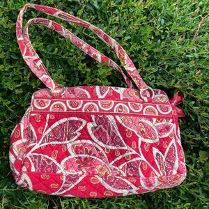 Vera Bradly Retired Red Pink Paisley Double Strap Triple Compartment purse